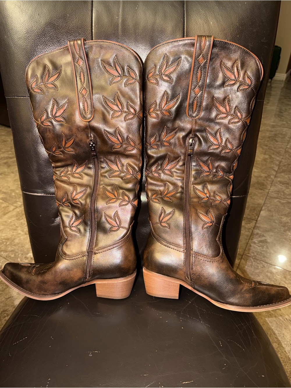 Women's Brown Embroidered Western Heeled Boots